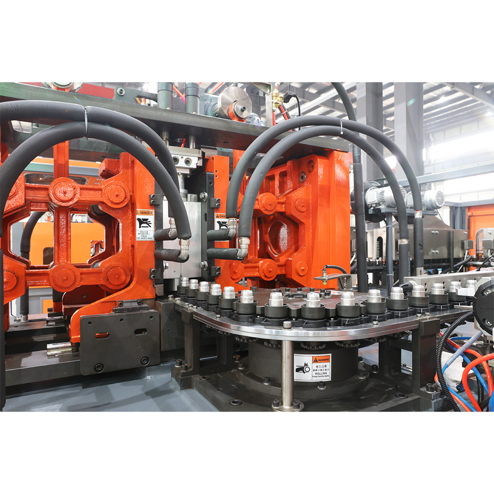 Máquina de moldeo por soplado de botellas de agua de 0.3-2L 4 cavidades 4000BPH
